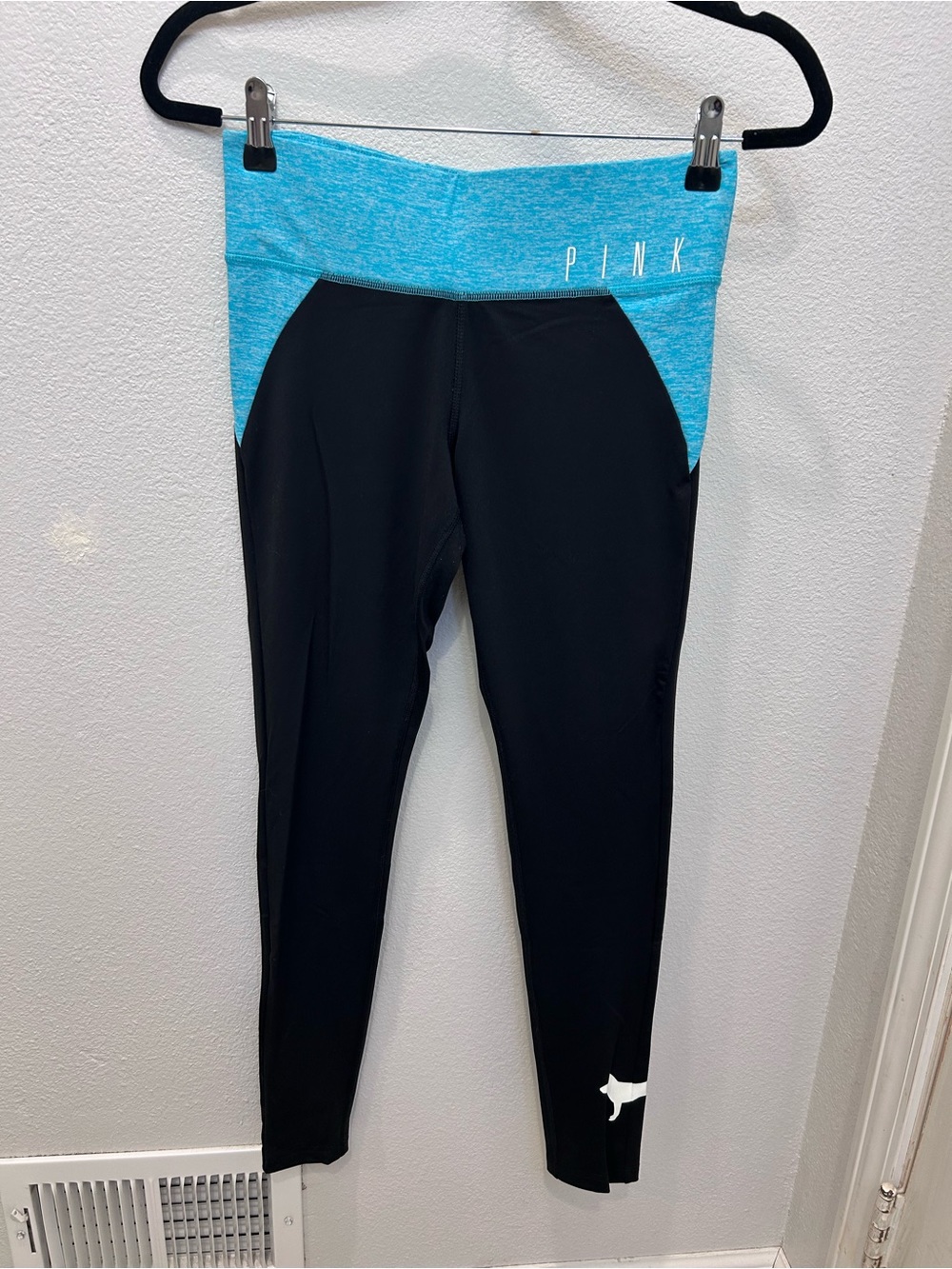 Victoria’s secret PINK Ultimate Yoga Leggings